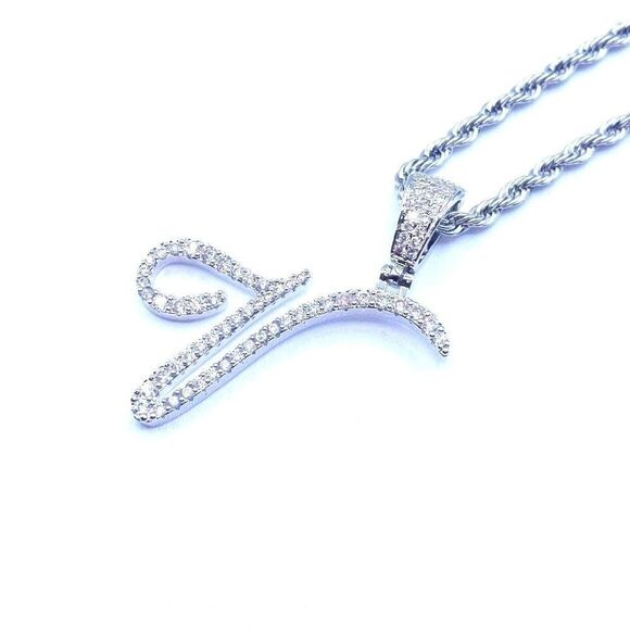 18"Rope Chain - White Finish Cursive V. Initial - Picture 5 of 8